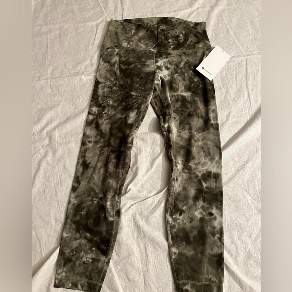 Lululemon Align HR pant in diamond dye green 25”